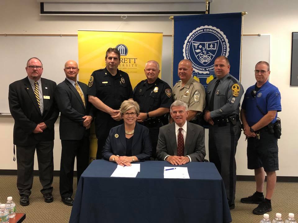 Signing of partnership with Averett University