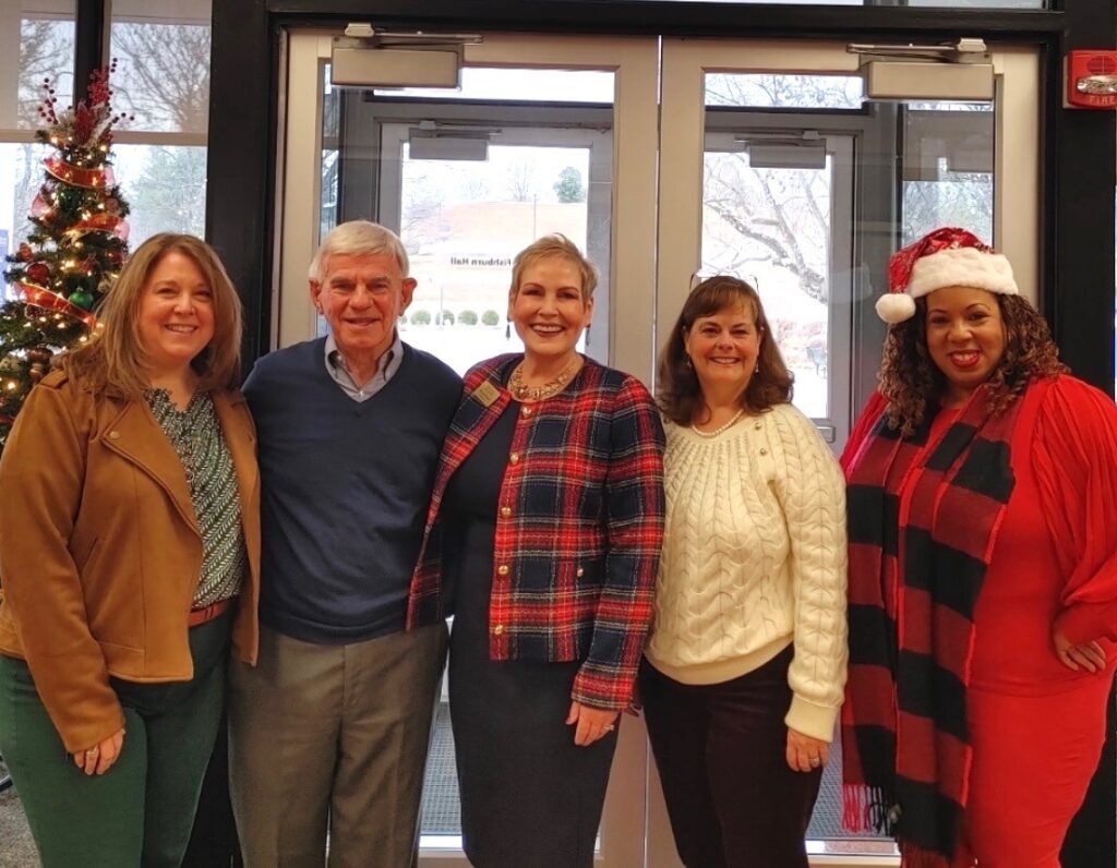 Lisa Ridpath, Dr. Robert Sandel, Dr. Laura Treanor, Dr. Elizabeth Wilmer, and Bern Battle